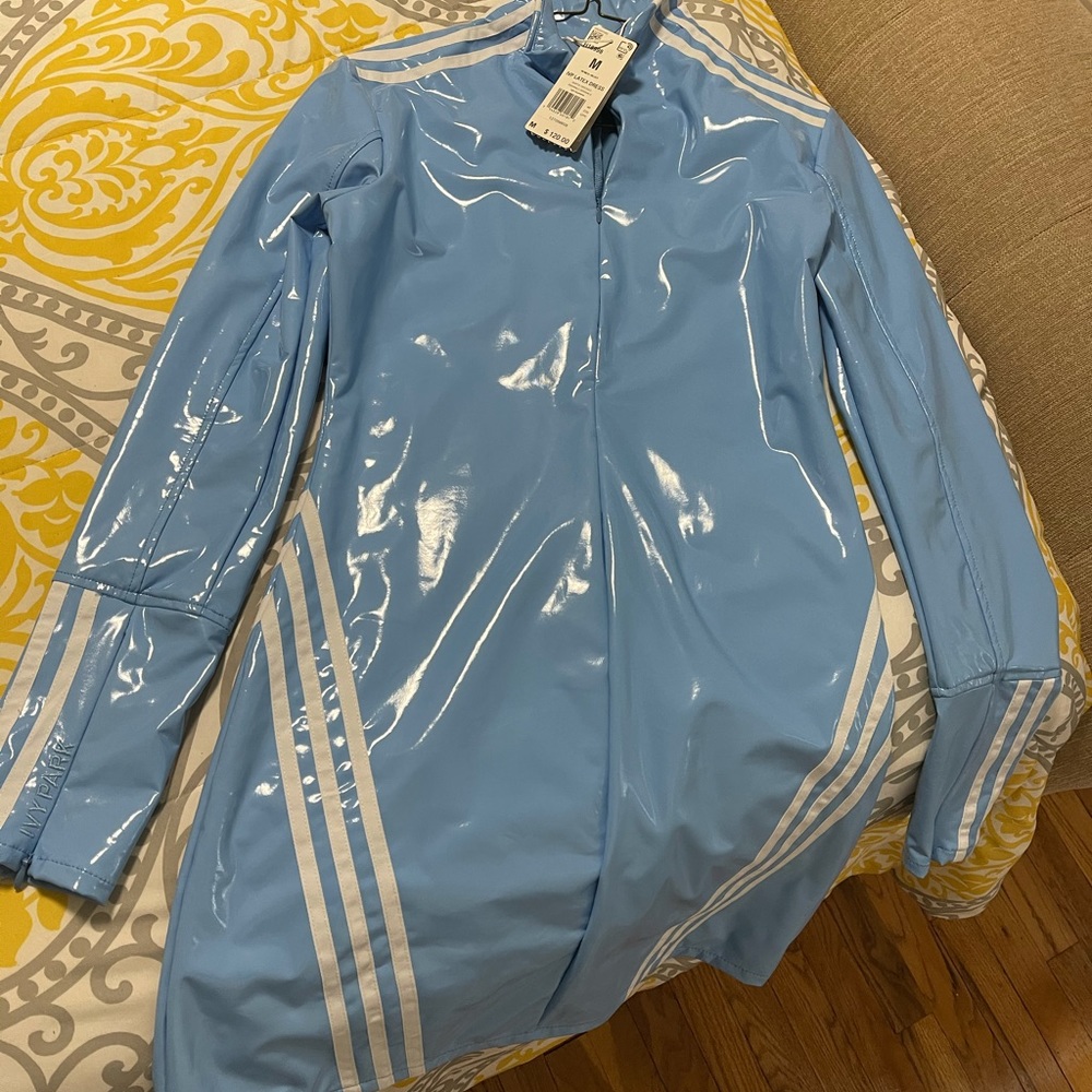 IVY PARK ICY COLLECTION - Picture 3 of 3
